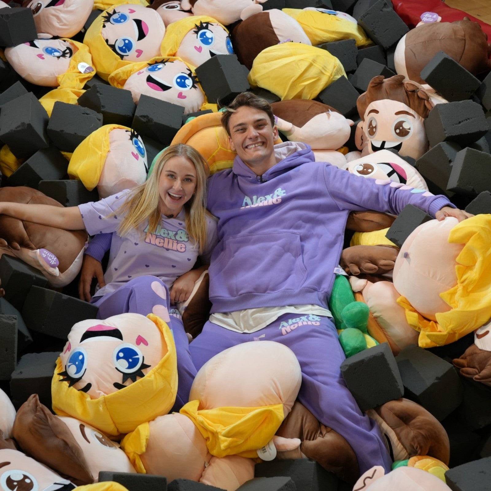 Nellie- Squish Heads 40CM