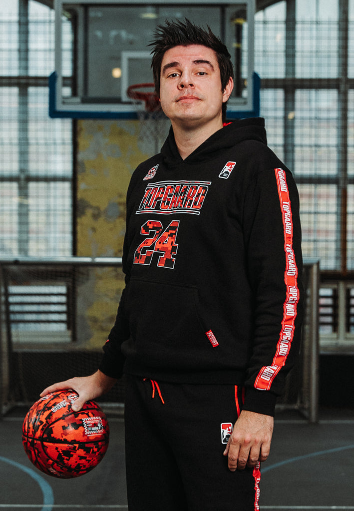 Niki Topgaard x FG - Dribble Hoodie